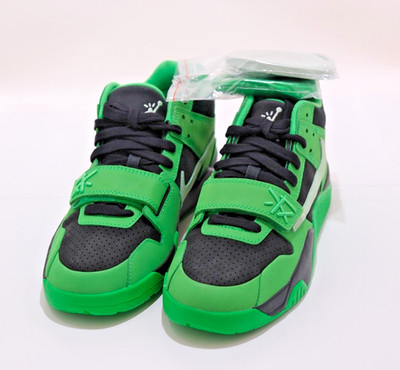 Travis Scott Jumpman Jack Green Spark Size 10 (IM9113-300) SHIPS TODAY