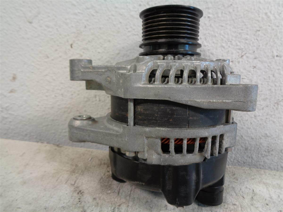 2016 2017 Honda Civic OEM Denso Alternator Charge Generator