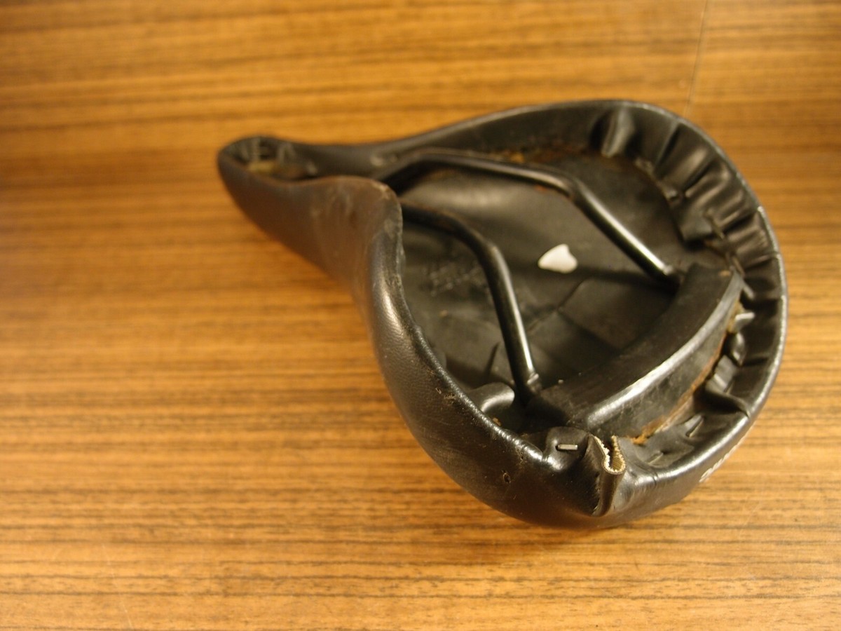 Selle VTT Vintage Panasonic Par Viscount 2236 – Cuir Noir – Années 90