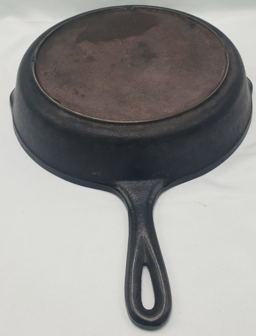 Vintage Lodge 3Notch 8 SK USA D1 Cast Iron Skillet Heat ring 10½" eBay