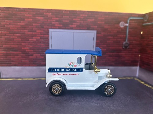 Classic Car Ford Model T American Delivery Van Model Diecast Toy 1:64-1:72 Scale - Picture 37 of 232