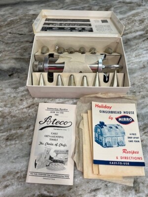 Ateco Icing Decorating Set With Instruction Booklet #556 Vintage 1920's