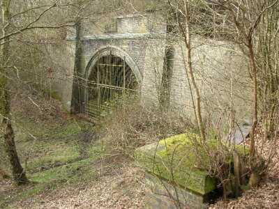 Photo 6x4 Catesby Tunnel (South Portal) Charwelton Part of the former Gre c2005