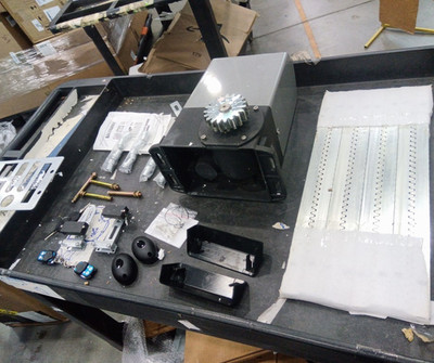 Blütezeit 1800lb Automatic Sliding Gate Opener w/IR Sensor & Steel Racks-Used