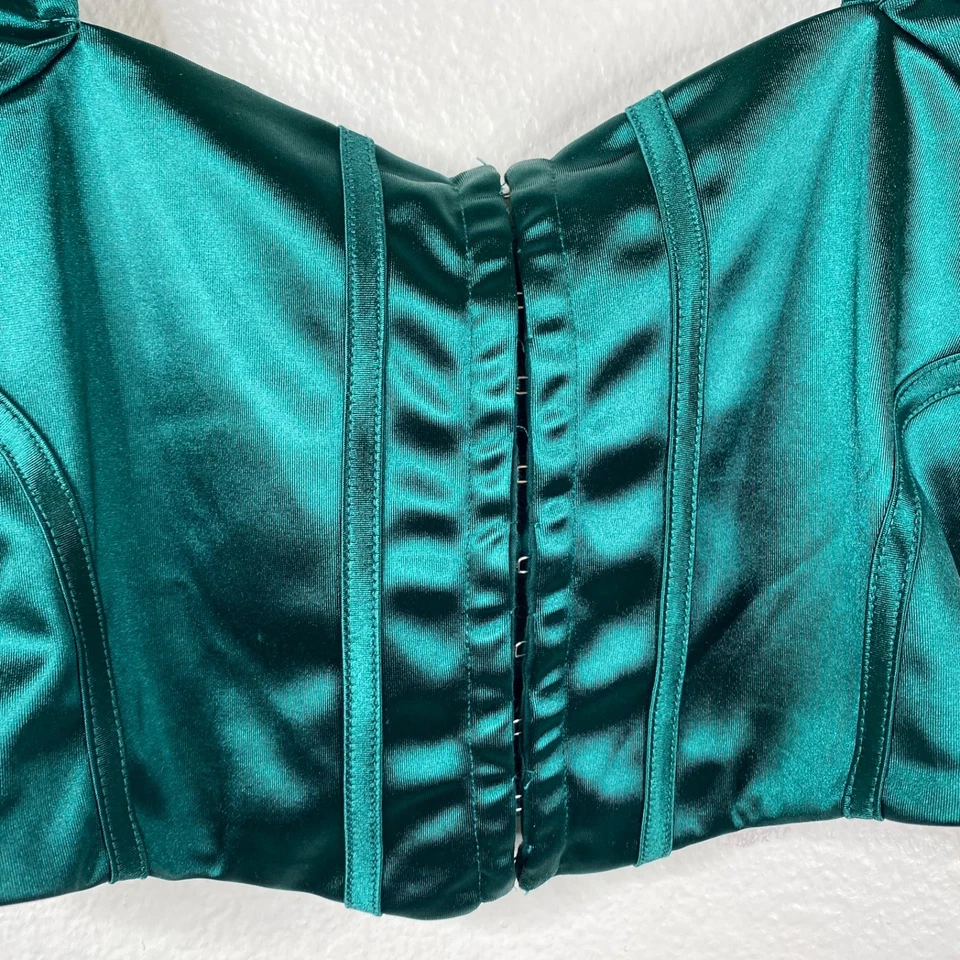 Top corsé de satén verde talla L Charlotte Russe Milkmaid Whimsigoth Goblin para mujer Foto 4 de 4