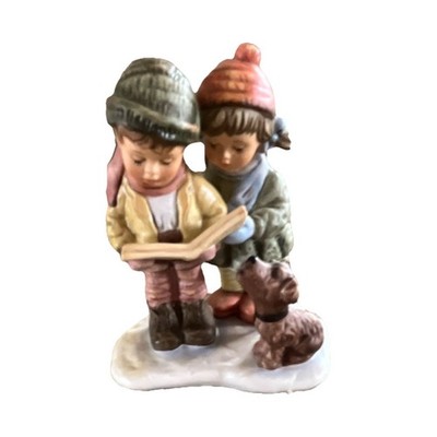 Goebel Studio Hummel Holiday Harmony Porcelain Figurine Boxed 1996
