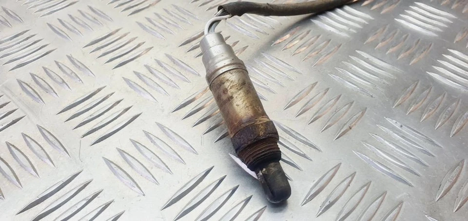 Sonda lambda benzina Subaru Forester SF 1999 025800581 TPT46213 - Immagine 2 di 4