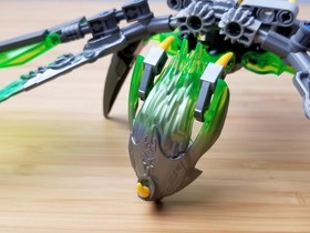 LEGO Bionicle 71300 Uxar Creature of Jungle Complete Elemental G2 Reboot