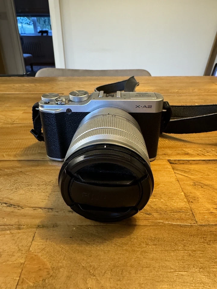 Fujifilm X-A2 Premium Camera - Silver (16.3 MP, 16 - 50 mm Lens) & 50 - 230 mm, photo 1 of 5