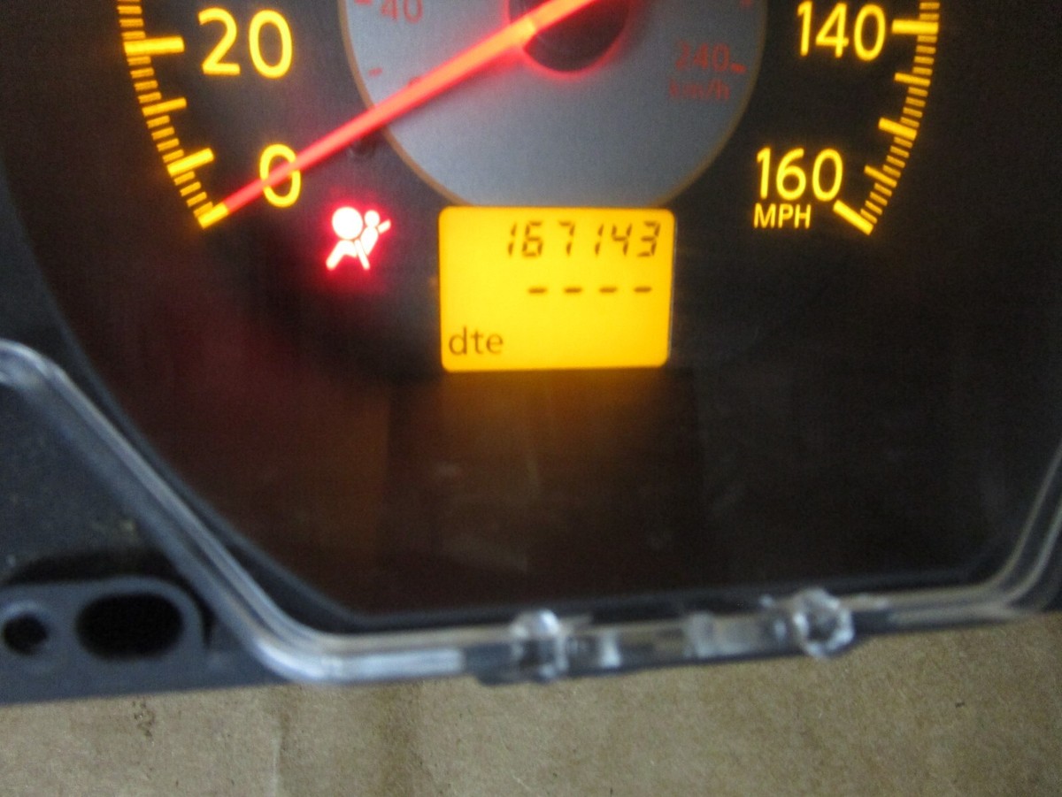 メーター 05 2005 Nissan Altima Speedometer Instrument Cluster 167K