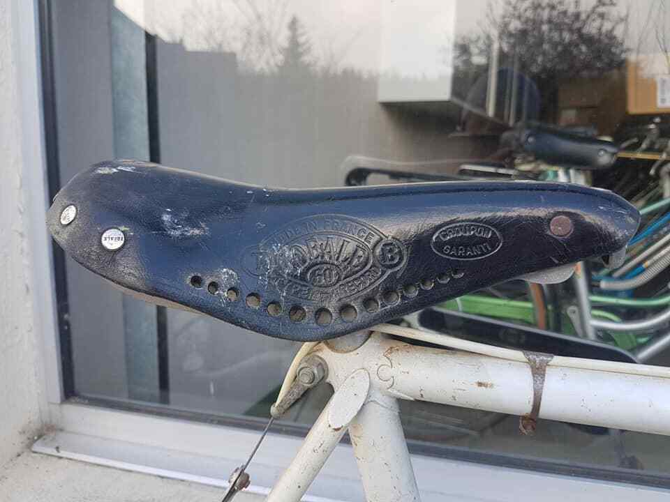 PEUGEOT VINTAGE PA10 BIKE SIZE 700 Idéale Huret Simplex Ava PEUGEOT VINTAGE PA10 BIKE SIZE 700 Idéale Huret Simplex Ava