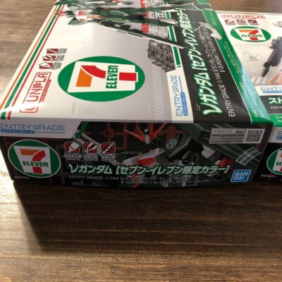 GUNPLA Gundam 1/144 Plastic Model Kit Japan Seven Eleven Limited