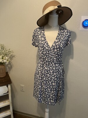 H&M blue floral dress size usa 6 uk 8 wrap summer short ladies | eBay H&M blue floral dress size usa 6 uk 8 wrap summer short ladies | eBay