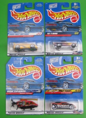 Vintage 2000 Hot Wheels Autos auf langen Karten (Wählen Sie die, die Sie wollen)