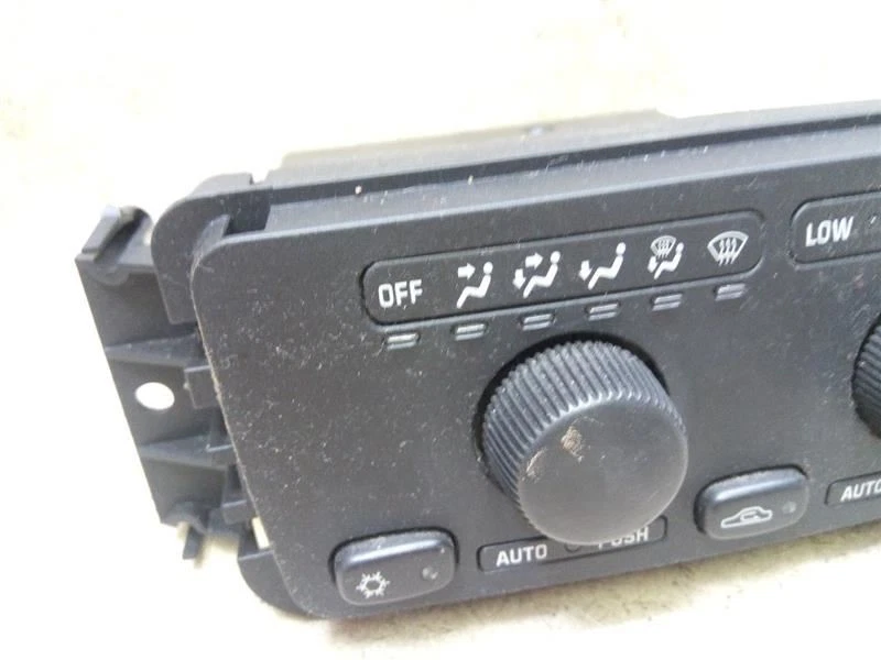 Control de clima de temperatura automático 09350703 para 01-03 OLDSMOBILE AURORA d160 Foto 2 de 4
