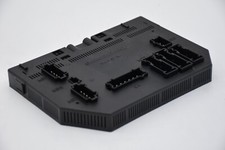 Mercedes-Benz W221 S-Class Electrical System Control Unit SAM Module A2219007102