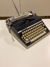 ADLER GABRIELE 35 TYPEWRITER. CURSIVE TYPEFACE. MADE IN GERMANY 1970. thumbnail