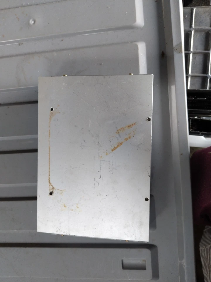 2007 JEEP GRAND CHEROKEE УСИЛИТЕЛЬ 05064118AJ A720 - Изображение 2 из 4