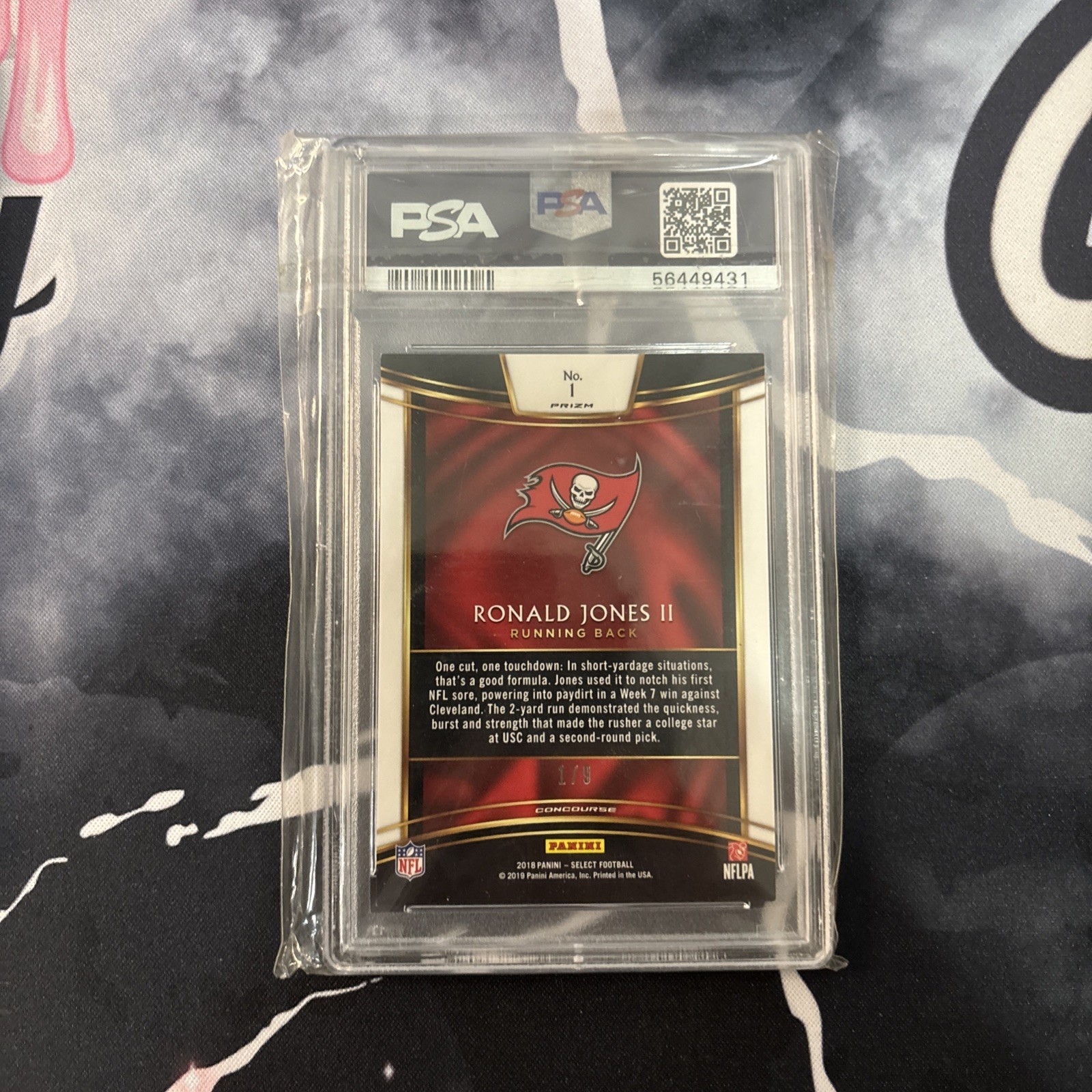 2018 Panini Select Ronald Jones II #1 Neon Orange Pulsar /9 Graded PSA 9 view 10