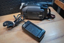 D JVC GR-AXM300U VHS-C VHS Analog Camcorder