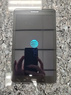 Samsung Galaxy Tab E SM-T560 16GB, Wi-Fi (CA Version) - Black