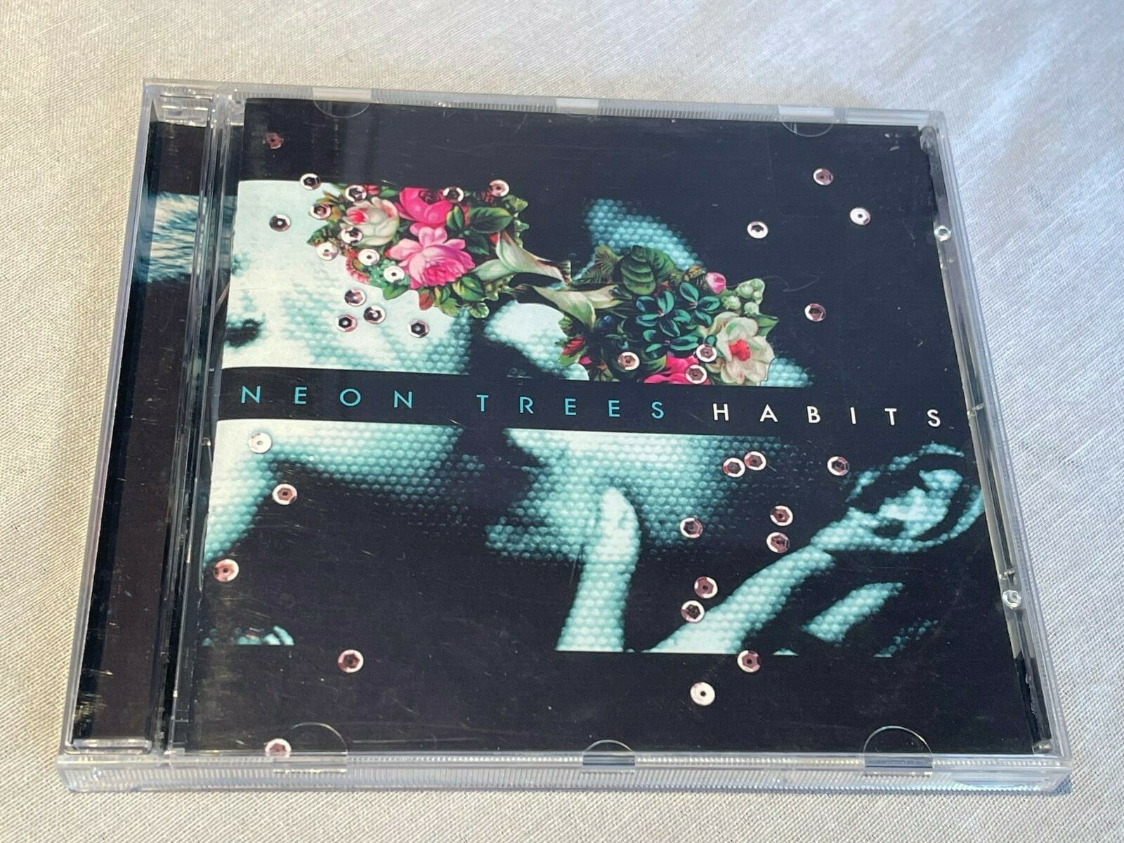 Neon Trees - Habits - CD Album - 2010 Island Def Jam Music - 9 Great Tracks