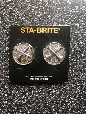 2 BUGLES CROSSED Silver Fire Battalian Chief Discs Collar/Lapel Pins 1''