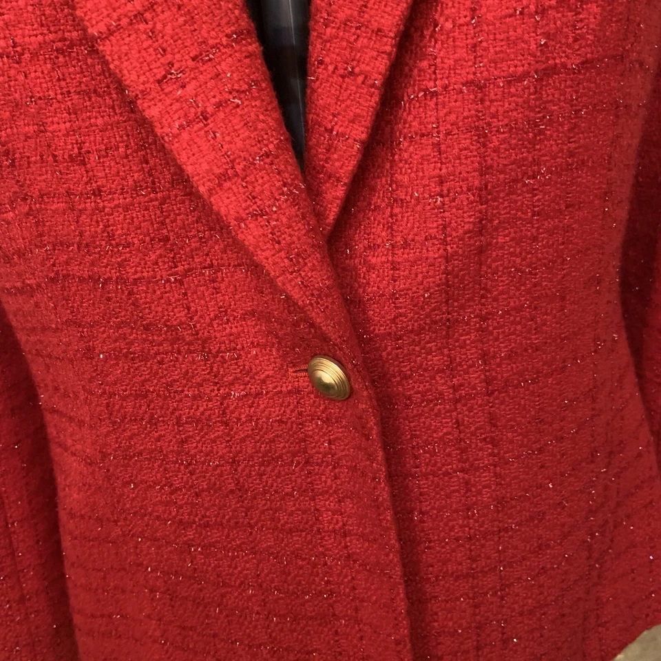 Judith Hart. Size 16.  USA.  Acrylic/Poly/Metallic.  Lined Textured Jacket.  DD. - Image 2 of 4