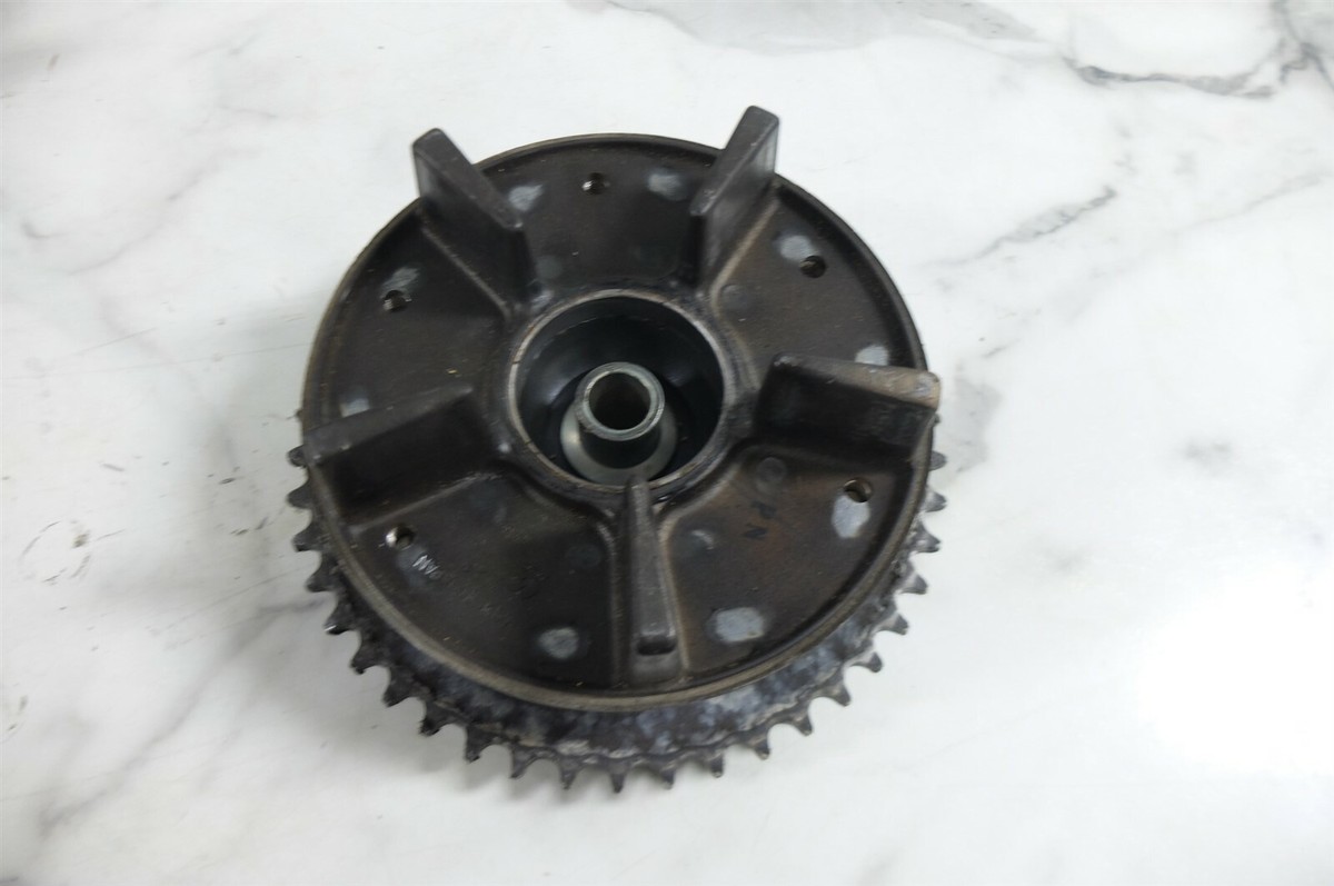 95 Kawasaki ZX 1100 E GPZ GPZ1100 rear back drive hub and sprocket
