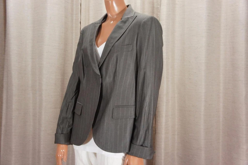 CHAQUETA BLAZER TRAJE A RAYAS GRIS ARMANI COLLEZIONI 10 $1365 Foto 4 de 4