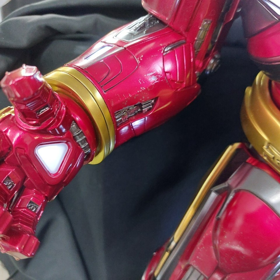 Hot Toys PPS005 Avengers Infinity War Hulkbuster 1/6 Action Figure