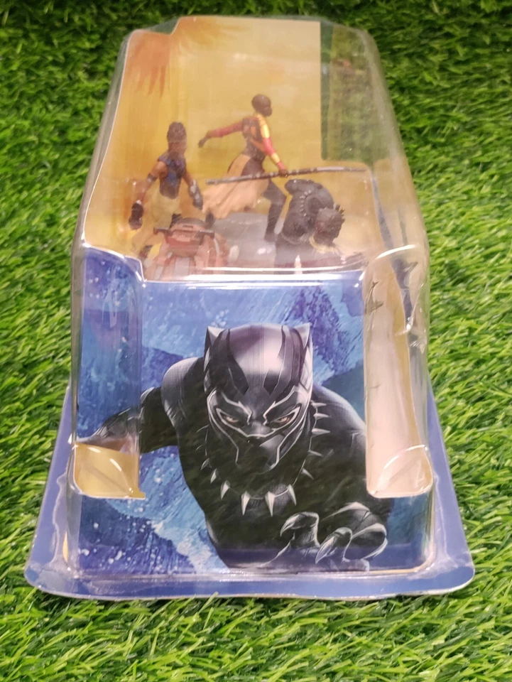 JUEGO PANTERA NEGRA SET DE 6 figuras auténticas Disney Store precintadas Foto 4 de 4