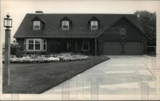 1989 Press Photo Teddy Higuera's home in Glendale, Wisconsin - mjt03495