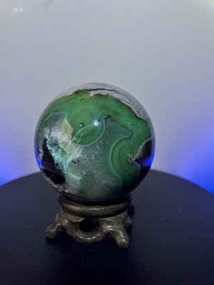 Volcano Agate Sphere (1-lb 2.2-oz) 73 mm - UV Reactive