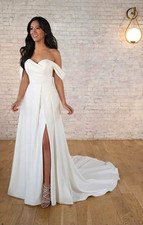 Stella York 7749+ Size 22. Brand New