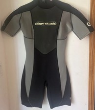 Body Glove Crush Womens Wetsuit 9/10 2/1mm Shorty Spring Suit Back Zip Surf Dive