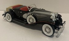 Greenlight Duesenberg SJ Black & Silver 1/18 Scale Diecast