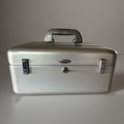 Vinatge Zero Halliburton Aluminum Train Case Cosmetic Overnight Container