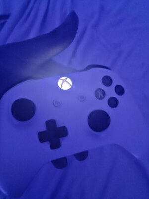 Microsoft Xbox One Wireless Controller  Oem Model 1708 - White - PLEASE READ
