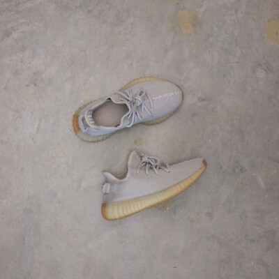 Size 5.5 - Adidas Kanye West Yeezy Boost 350 V2 Sesame F99710 M5.5