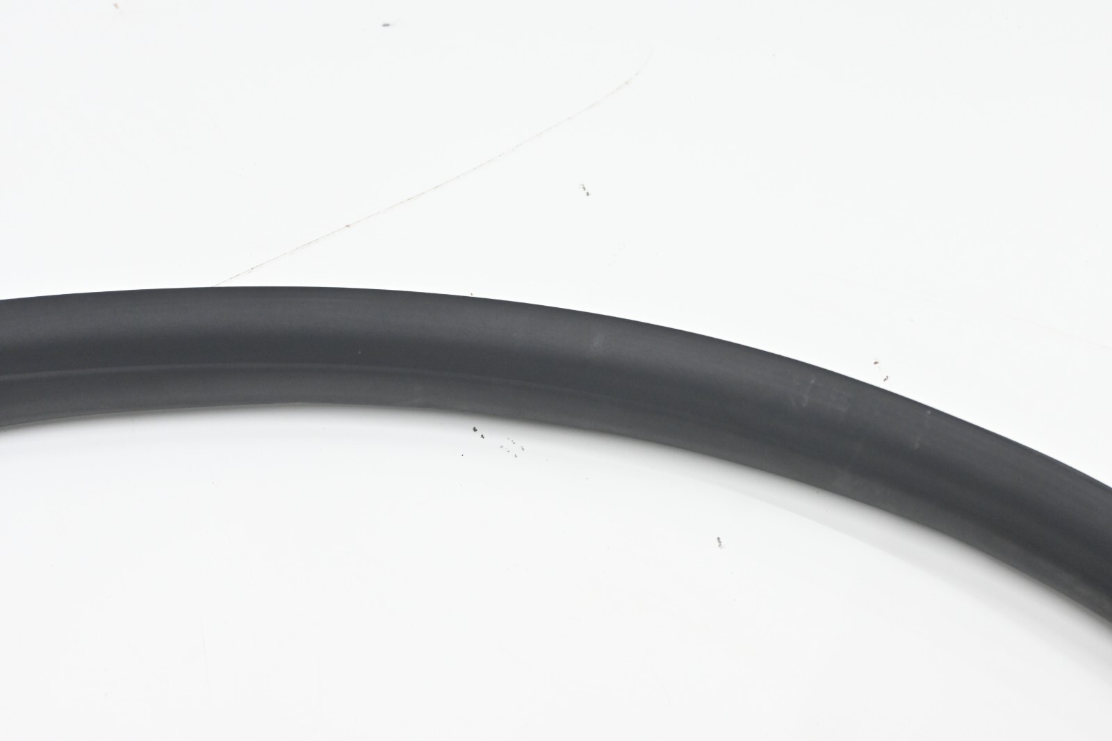 Maserati Ghibli 2014-2020 REAR+LEFT Weatherstrip