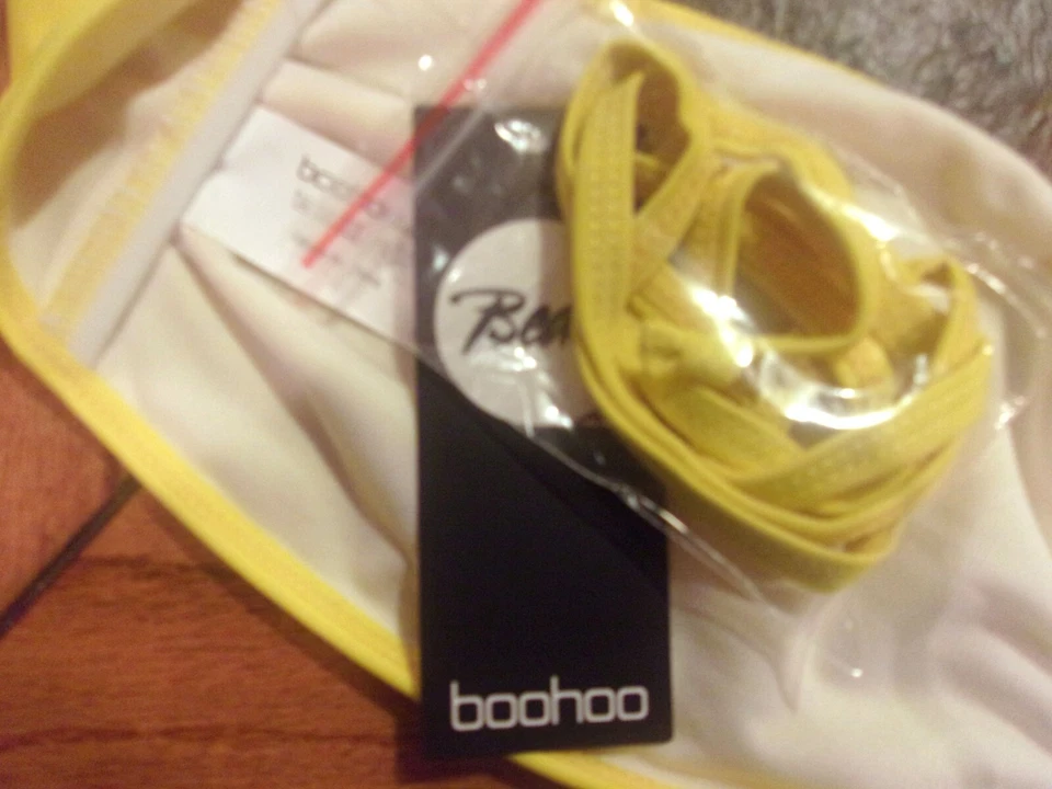 JUEGO DE BIKINI BANDEAU AMARILLO PARA MUJER~talla 4~NUEVO~CUERDA traje de baño 2 piezas Foto 3 de 4