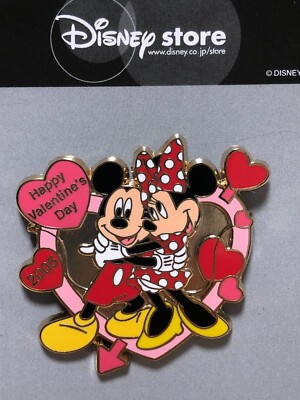 JDS Disney Store Japan Mickey Minnie Valentine Day 2005 Pin