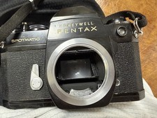 Black Pentax Spotmatic SP IIA Honeywell M42 Mount 35mm Film Camera 75-230mm Lens