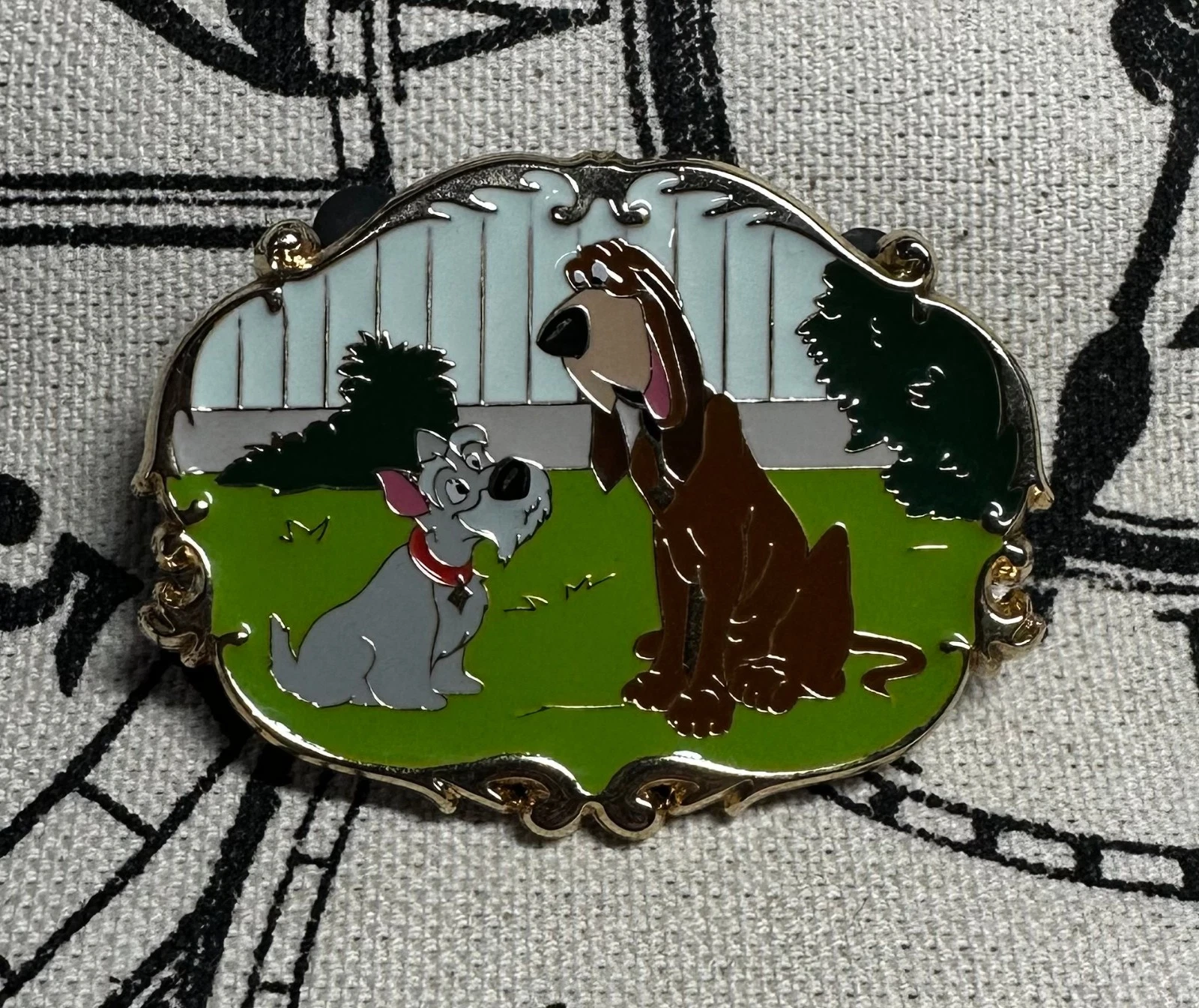 2012 Disney Store 25th Anniversary Lady & Tramp Jock Trusty Portrait Pin LE 500