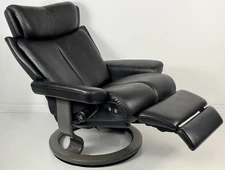 Ekornes Stressless MAGIC "Leg Comfort" Powered Black Leather Recliner Chair Otto
