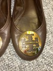 Tory Burch Womens Ballet Reva Flats, Brown Leather, Gold TB Emblem, Size 9.5 — photo 3