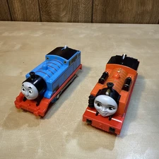 Thomas & Friends Trackmaster Motorized Train Engine Thomas & Nia 2013 Tested