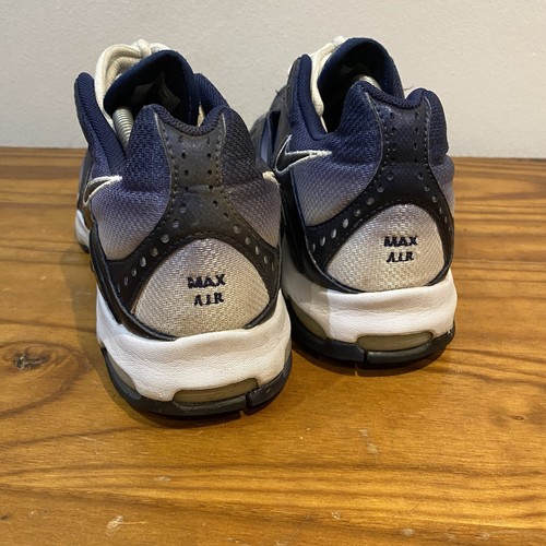 Nike Air Max Turbulence Jogging Laufschuhe Größe UK 9,5 - Bild 7 von 12