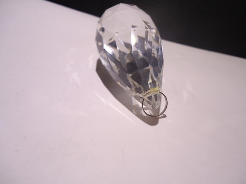NOS SCHWERE BIRNENFORM FACETTIERTES GLAS KRISTALL KRONLEUCHTER PRISMA SONNENFÄNGER 3" - Bild 4 von 9